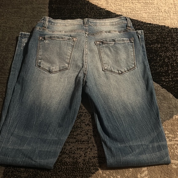 KanCan Distressed Skinny Jeans - Picture 4 of 7